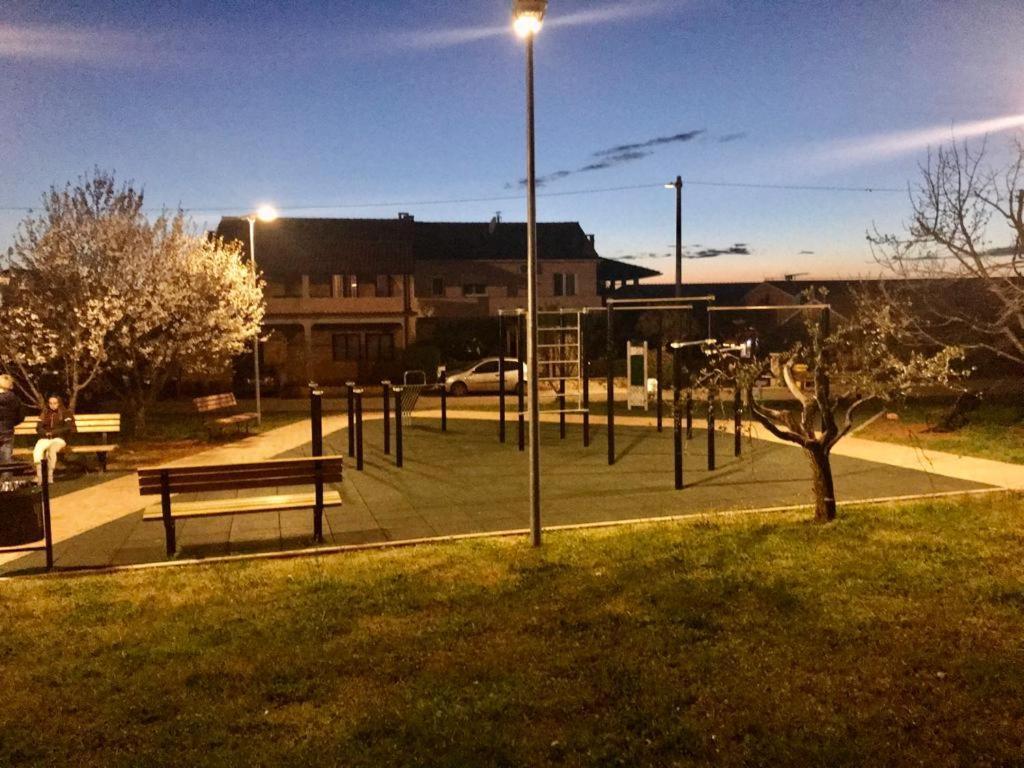 Apartments Marinela Пореч Экстерьер фото